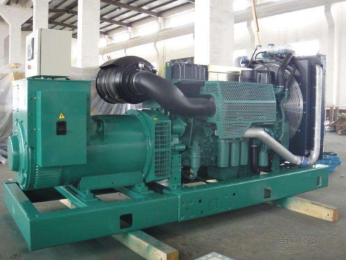 三角镇便携静音：租赁无声发电机组，便携式解决能源需求